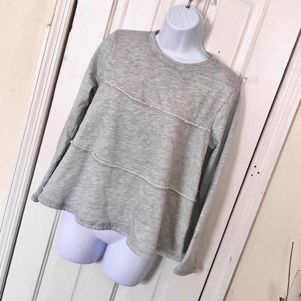 Horizontal Reverse Stitched Athletic Top - Picture 3 of 4